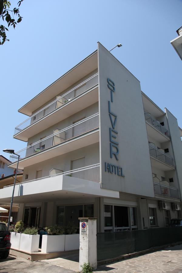 Hotel Silver Ріміні Екстер'єр фото
